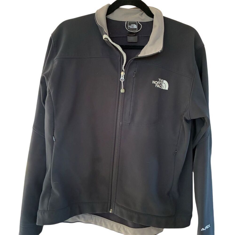 The North Face Men's Black Softshell Jacket Size M Weather Resistant
